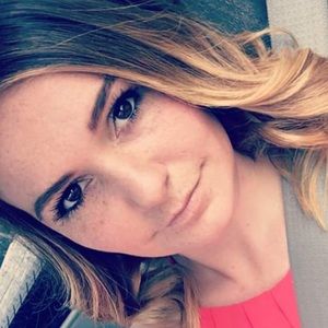 Meet your Posher, Nikole